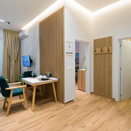Lux Holidays 아파트 Durrës