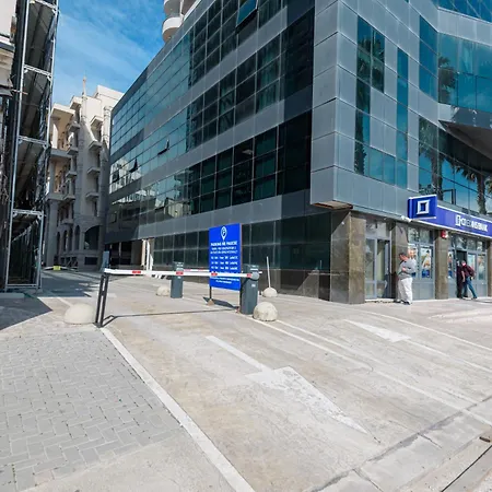 Lux Holidays Appartamento *